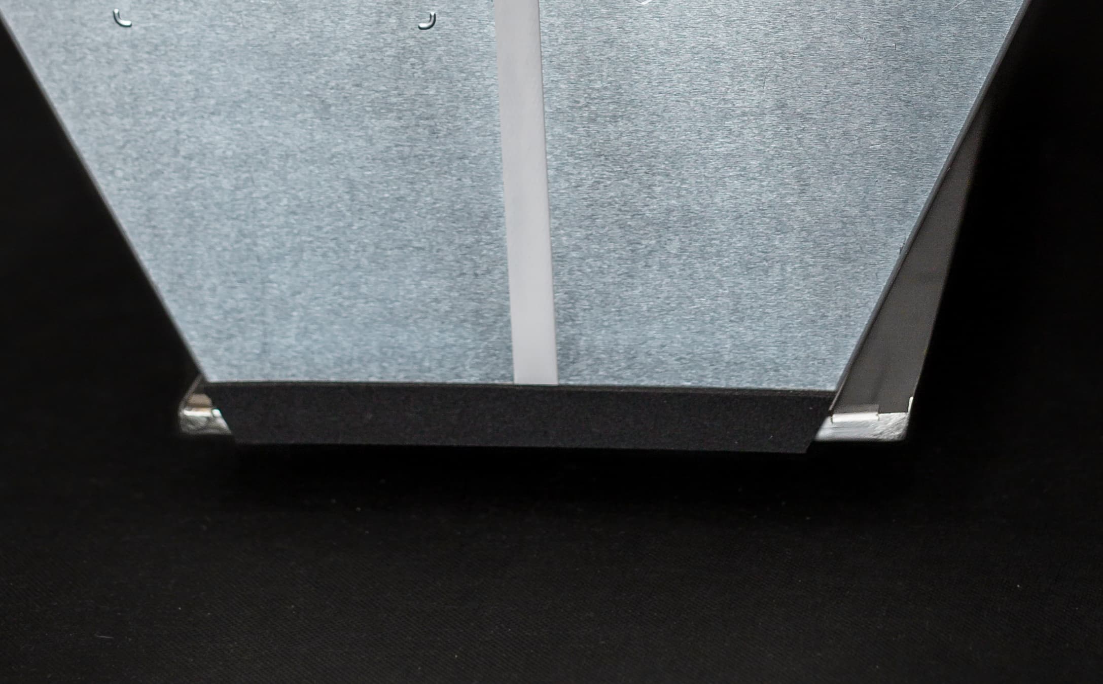 Detail odkapové vaničky Pichler PKOM4